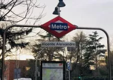 Estación metro Vicente Aleixandre